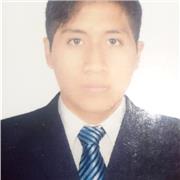 Profesor de Computación imparte clases a niños de todas las edades